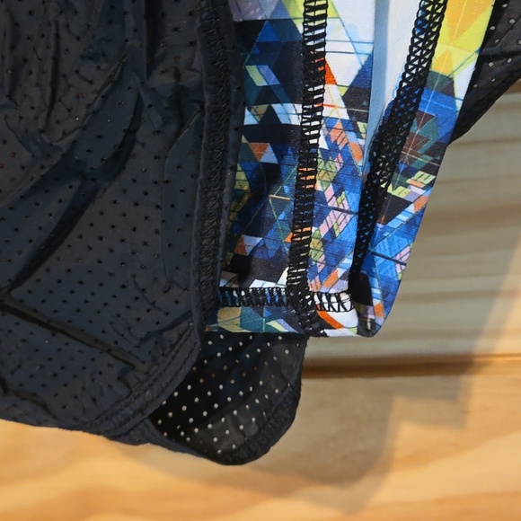 Fabletics running shorts,  size M - Picture 3 of 8